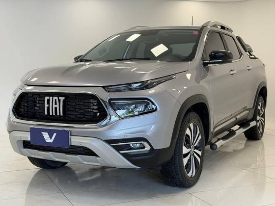 FIAT TORO 2.2 TURBO DIESEL VOLCANO 4WD AT9